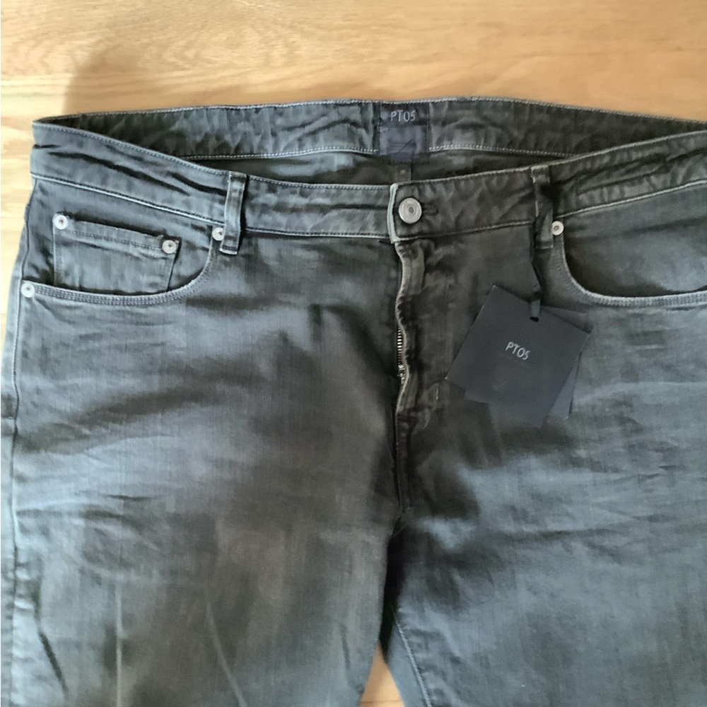 PTO5 jeans. Sz 40